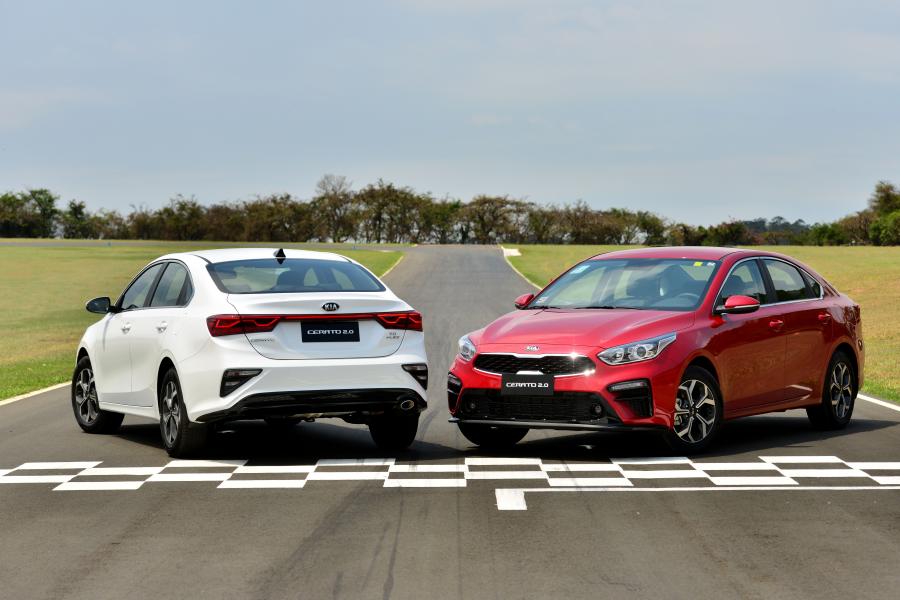  Kia Cerato 2.0 2019 года  (LA) (фото 19 из 40)
